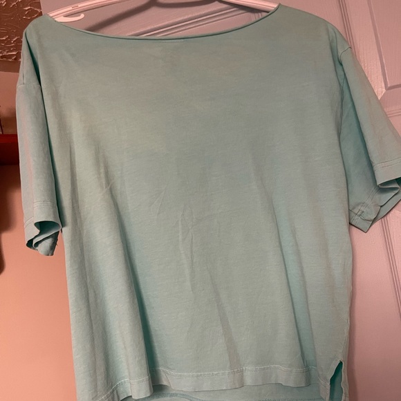 Pink top size large - Picture 2 of 3